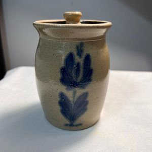 Vintage  Conner Prairie Salt Glaze Romantic Heart Crock Lid Stoneware Handmade